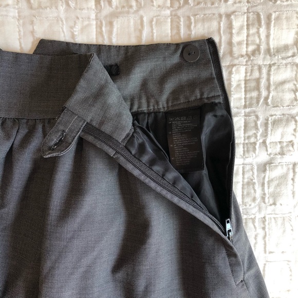 H&M gray flare skirt - Picture 5 of 6